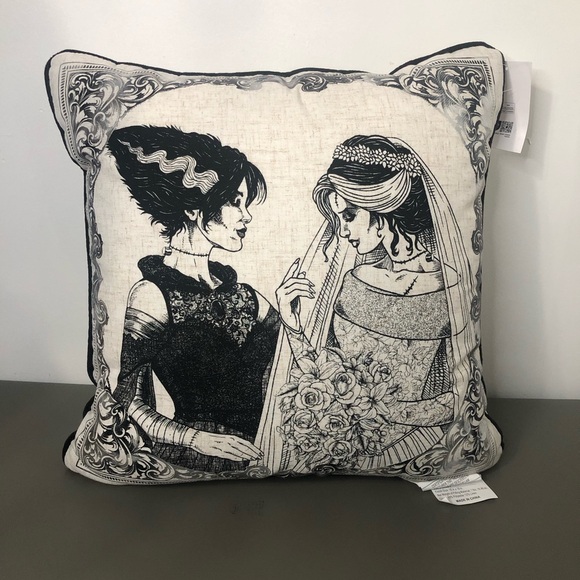 Isaac Mizrahi | Holiday | Isaac Mizrahi Brides Of Frankenstein